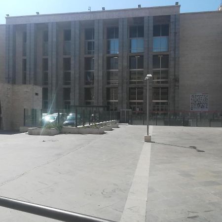 Centro Citta Basement Hotel Палермо Екстериор снимка