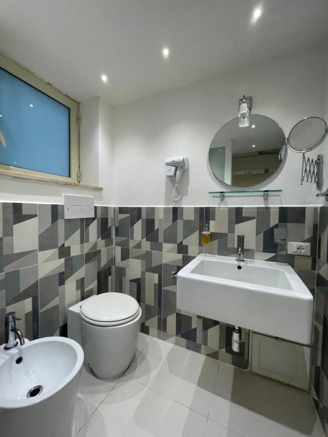 Centro Citta Basement Hotel Палермо Екстериор снимка
